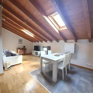 Trento 28 , Parma Italy