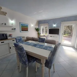 casa-tra-gli-olivi.hotelinveneto.com/