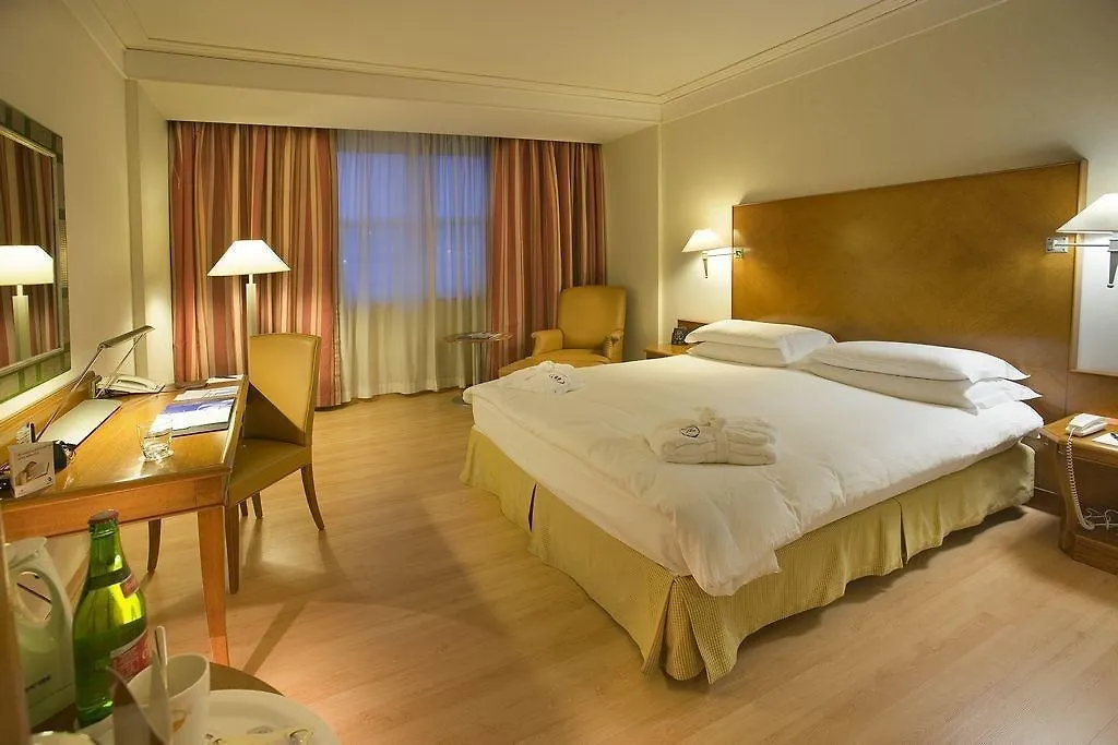 Hilton Rome Airport Hotel Fiumicino 4*,  Italy